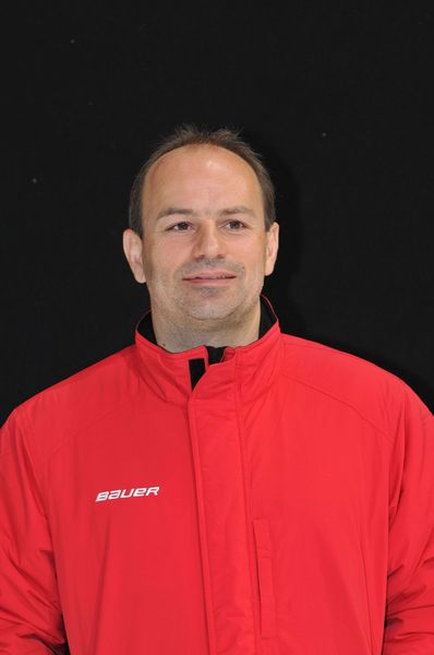 Mannschaft2011   003.jpg - Anton Krinner TrainerDEL Club Hannover Scorpions Hannover Team 2011-2012